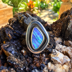 Ribbon Tide – Boulder Opal Shadowbox Ring