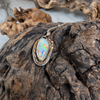 Aurora Drift – Opal Pendant with 14K Gold Accents