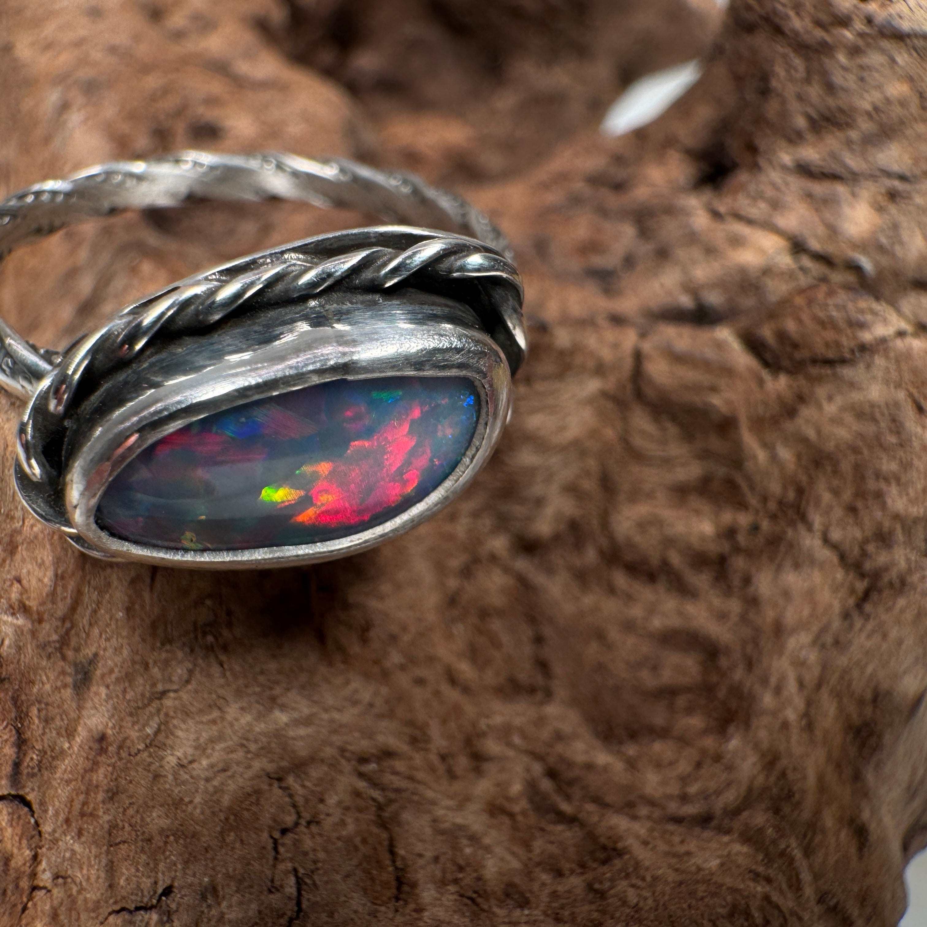 Ember Tide Relic – Fossilized Seashell Opal Ring