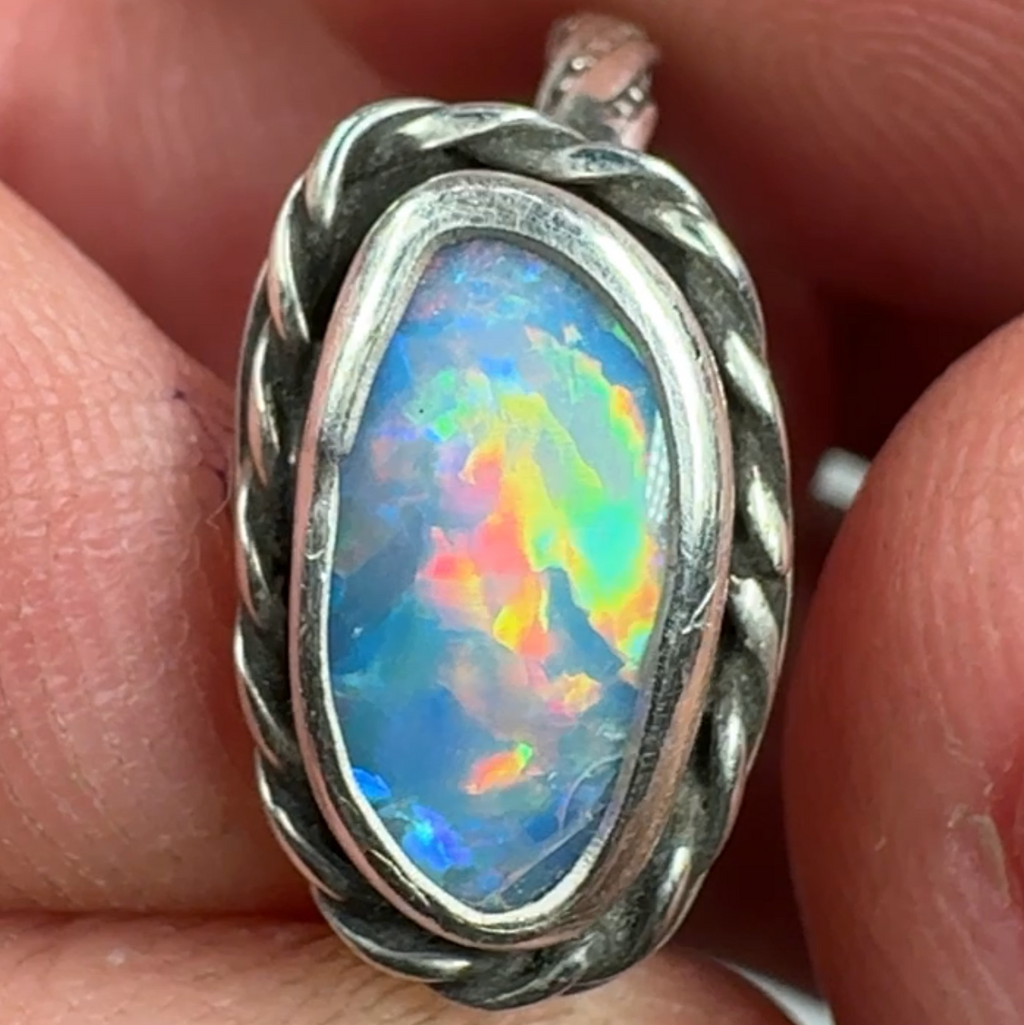 Ember Tide Relic – Fossilized Seashell Opal Ring