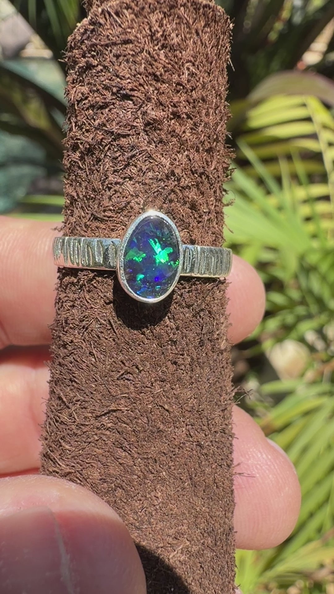 ELECTRIC LAGOON Australian Boulder Opal Ring