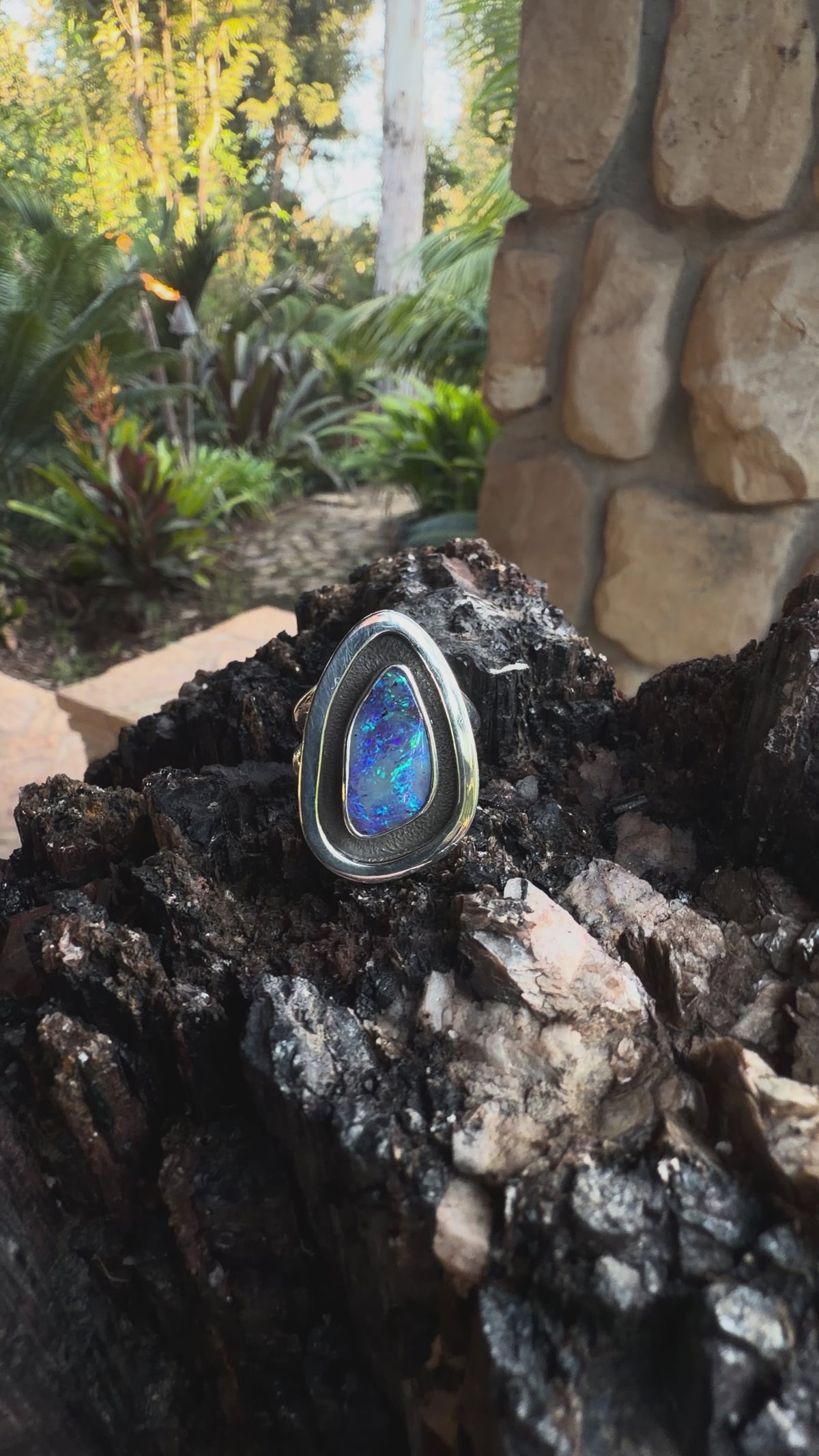 Lagoon Mirage – Boulder Opal Shadowbox Ring
