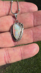 Aurora Drift – Opal Pendant with 14K Gold Accents